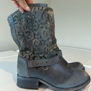 Gorgeous Free People Leather and Lace Motorcycle Style Boots 9M/39 EU
